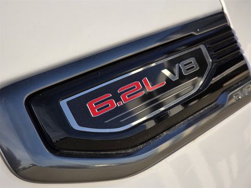 Used 2025 GMC Sierra 1500 AT4 image 7