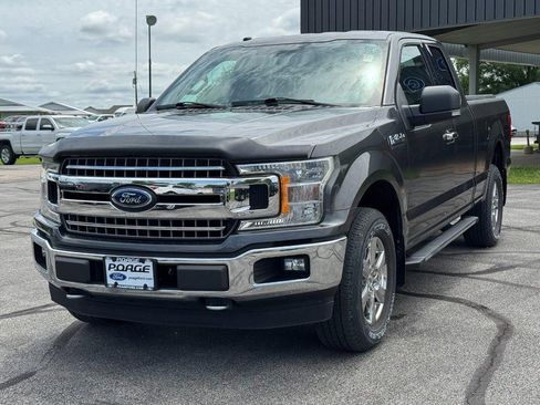 Used 2018 Ford F150 XLT w/ Equipment Group 302A Luxury AWD/4WD image 8