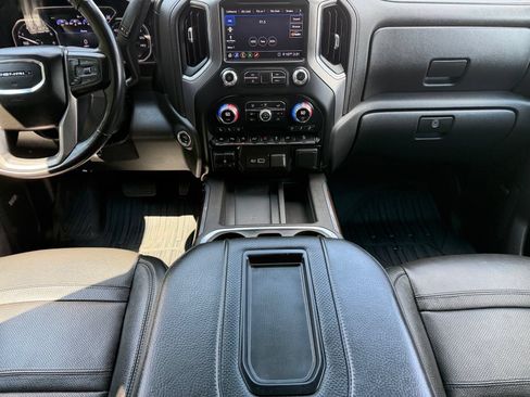 Used 2020 GMC Sierra 1500 Denali w/ Technology Package AWD/4WD image 19