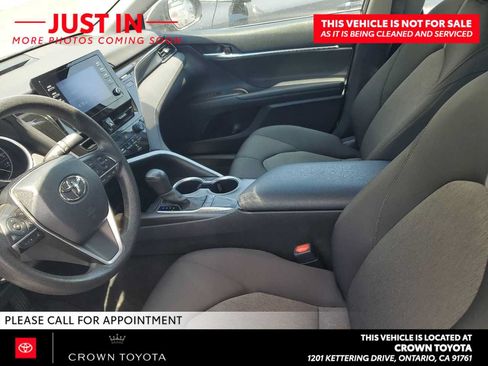 Used 2024 Toyota Camry LE FWD image 4
