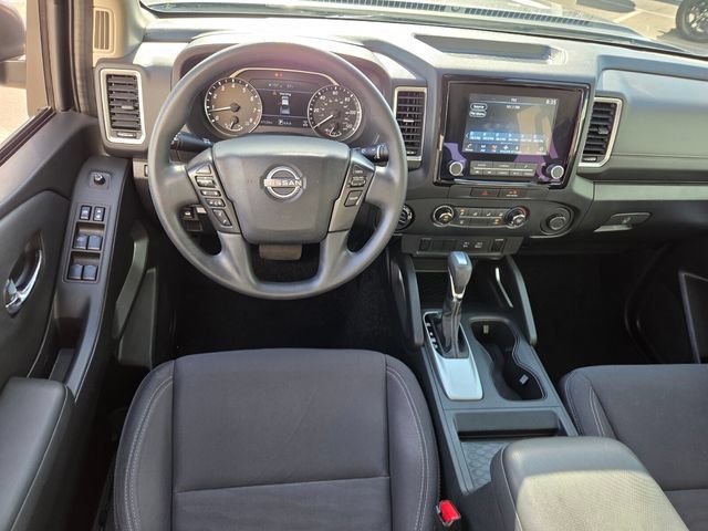Used 2022 Nissan Frontier SV AWD/4WD image 12
