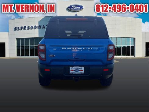 Used 2025 Ford Bronco Sport Badlands AWD/4WD image 8
