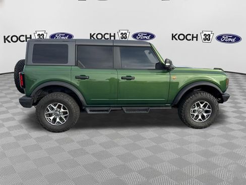 Used 2024 Ford Bronco Badlands AWD/4WD image 9