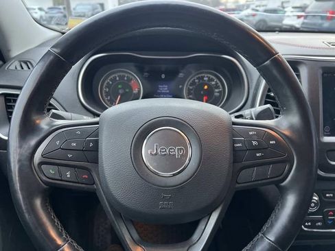 Used 2020 Jeep Cherokee Trailhawk w/ Cold Weather Group image 20