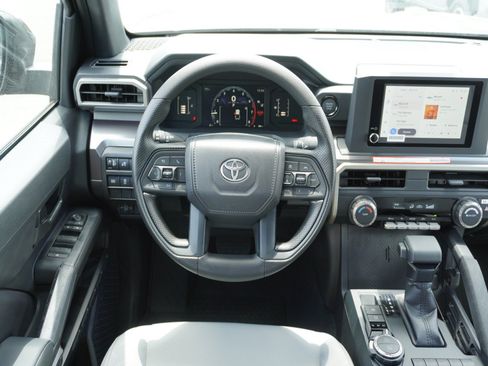 New 2026 Toyota Tacoma SR5 AWD/4WD image 15