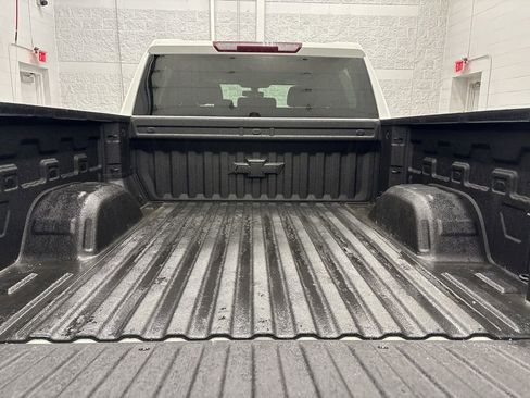 Used 2020 Chevrolet Silverado 1500 RST w/ Rally Edition AWD/4WD image 6