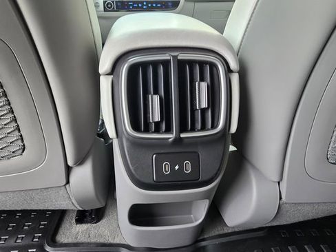 Used 2024 Hyundai Ioniq 6 SEL AWD/4WD image 35