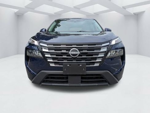 Used 2025 Nissan Rogue SV AWD/4WD image 11