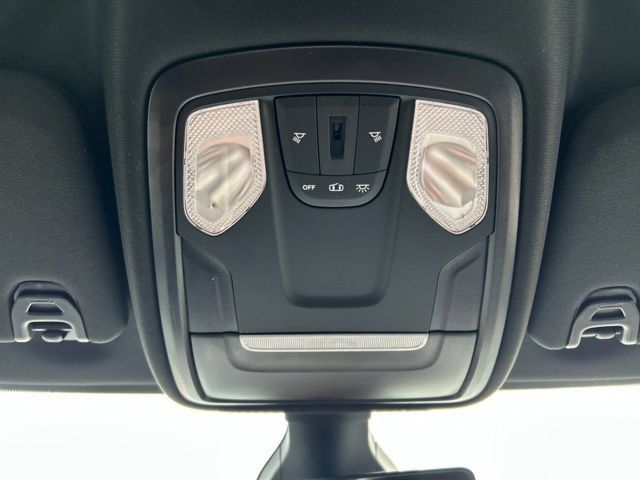 Used 2022 RAM 2500 Big Horn w/ Night Edition AWD/4WD image 48