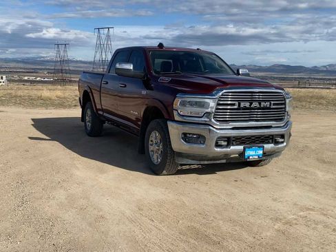 Used 2020 RAM 2500 Laramie AWD/4WD image 3