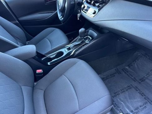 Certified 2022 Toyota Corolla LE image 19