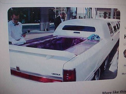 Used 1993 Lincoln Town Car Executive RWD image 2