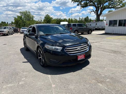 Used 2014 Ford Taurus SEL w/ Equipment Group 201A FWD image 21