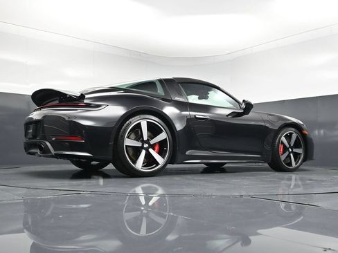 Certified 2026 Porsche 911 Targa 4S AWD/4WD image 24