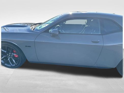 Used 2023 Dodge Challenger R/T w/ Blacktop Package image 20