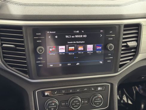 Used 2019 Volkswagen Atlas SE w/ Towing Package image 17