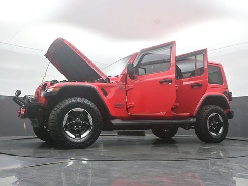 Used 2021 Jeep Wrangler Unlimited Rubicon w/ Cold Weather Group AWD/4WD image 62