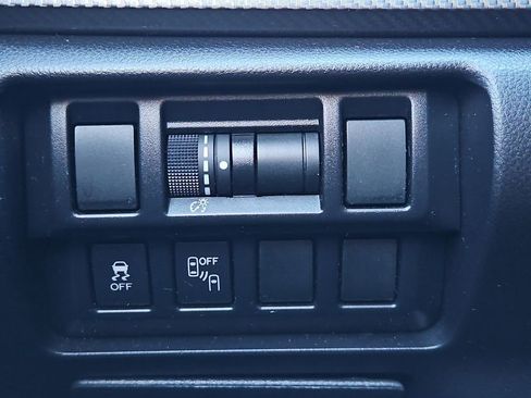 Used 2021 Subaru Impreza 2.0i Sport image 32