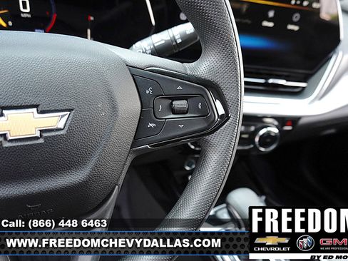 Used 2026 Chevrolet Trax LT FWD image 21