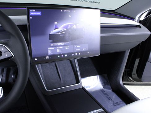 Used 2026 Tesla Model Y 2WD image 25