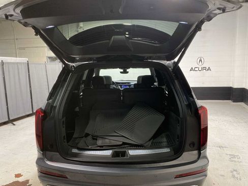 Used 2020 Cadillac XT6 Premium Luxury AWD/4WD image 19
