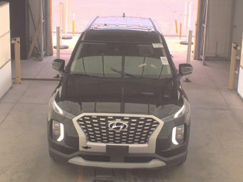 Used 2022 Hyundai Palisade SEL w/ 8P Bench Seat Package FWD image 2