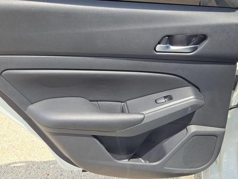 Used 2022 Nissan Altima 2.5 S FWD image 18