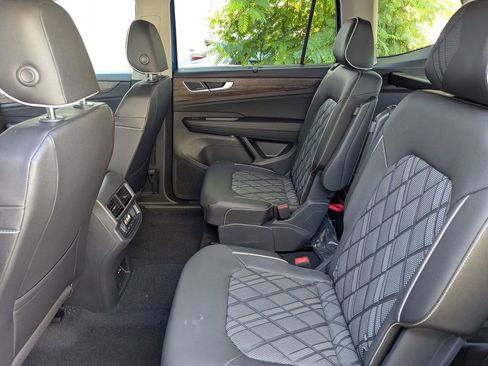 New 2026 Volkswagen Atlas SEL Premium R-Line image 19