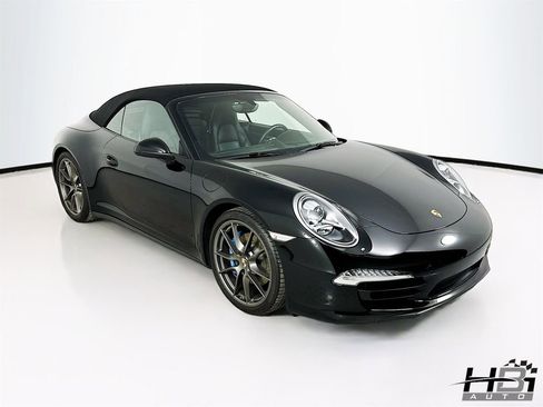 Used 2013 Porsche 911 Carrera 4S image 4