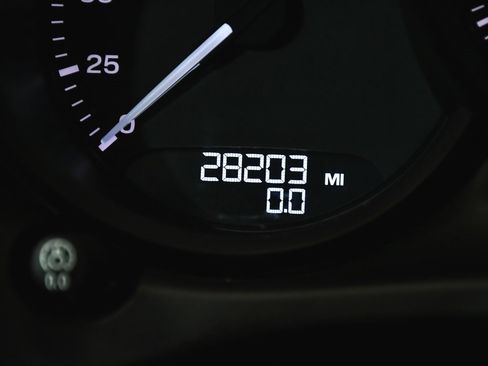 Used 2024 Porsche Macan image 24