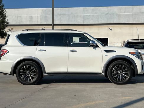 Used 2017 Nissan Armada Platinum image 9