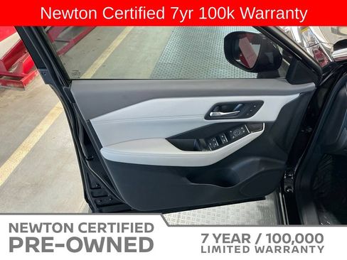 Used 2023 Nissan Rogue SL w/ SL Premium Package FWD image 38