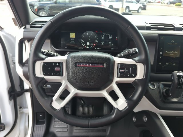 Used 2025 Land Rover Defender 110 S AWD/4WD image 11