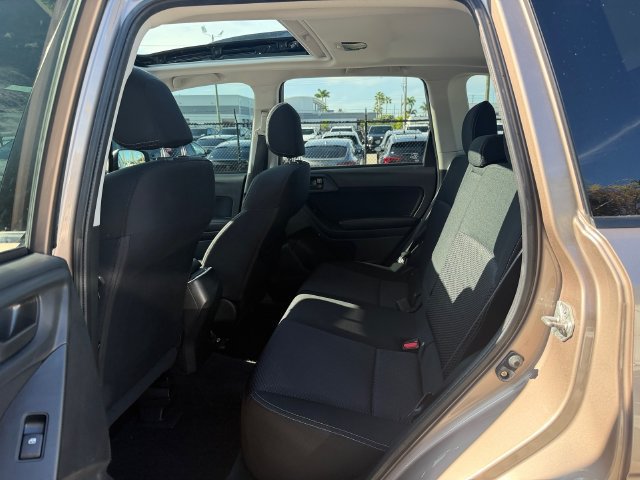 Used 2016 Subaru Forester 2.5i Premium AWD/4WD image 11