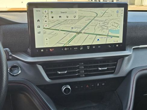 Used 2025 Ford Explorer ST-Line image 9