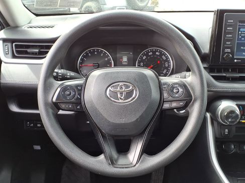 Used 2021 Toyota RAV4 XLE image 23