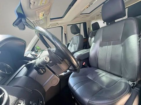 Used 2016 Land Rover LR4 HSE AWD/4WD image 12