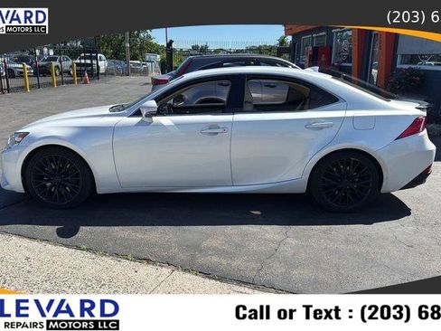 Used 2016 Lexus IS 300 AWD w/ Navigation System Package image 4