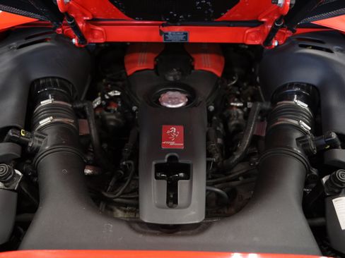 Used 2017 Ferrari 488 Spider RWD image 43