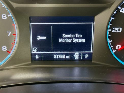 Used 2020 Chevrolet Traverse LS image 12