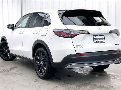 Certified 2024 Honda HR-V Sport image 11
