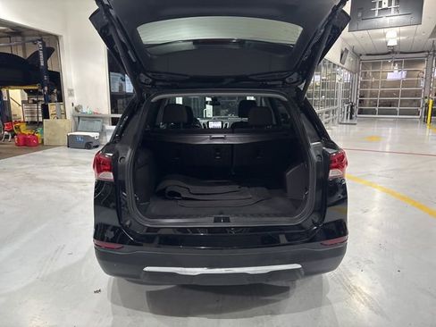 Used 2022 Chevrolet Equinox LT image 38