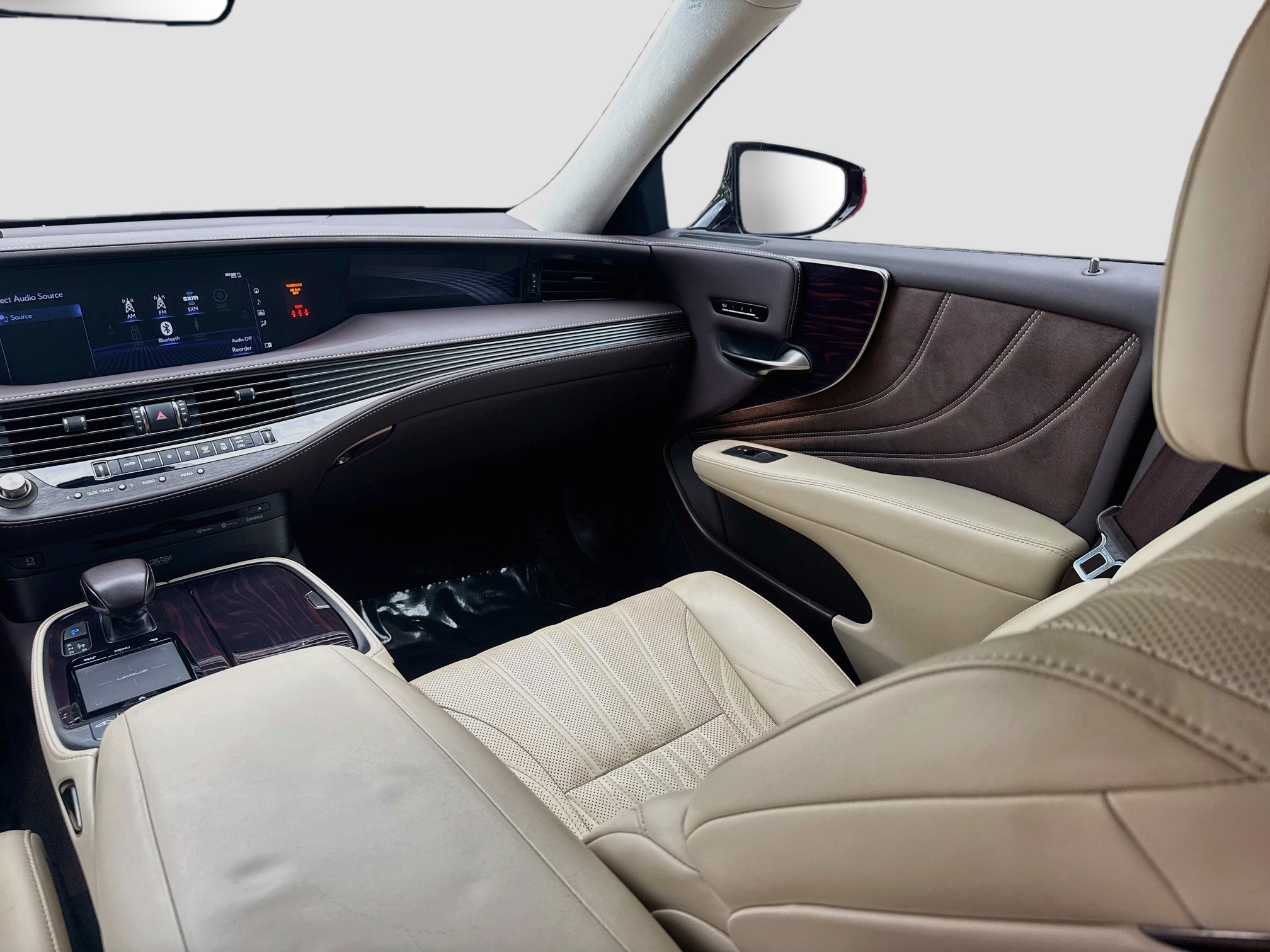 Used 2020 Lexus LS 500 w/ Interior Upgrade Package RWD image 19