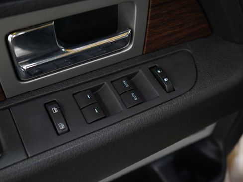 Used 2013 Ford F150 Lariat w/ Luxury Equipment Group AWD/4WD image 17