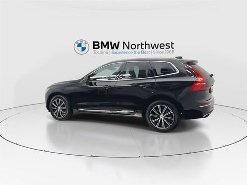 Used 2021 Volvo XC60 T5 Inscription w/ Climate Package image 11