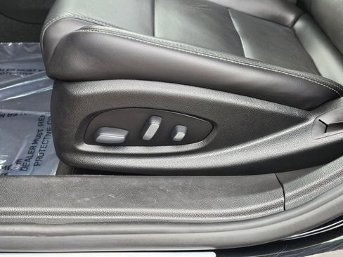 Used 2018 Cadillac XTS Luxury image 31