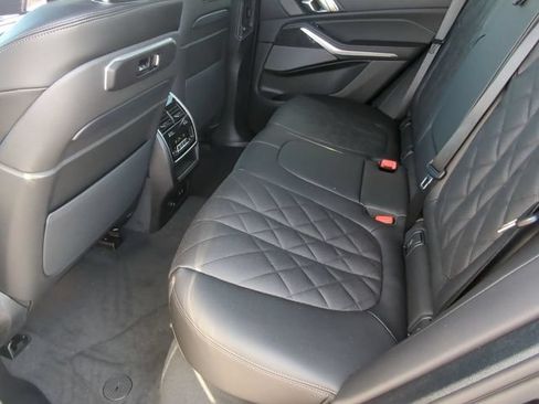 Used 2026 BMW X5 xDrive40i w/ Executive Package AWD/4WD image 15