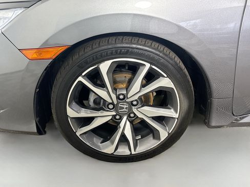 Used 2019 Honda Civic Touring image 38