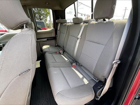 Used 2018 Ford F150 XLT w/ Equipment Group 302A Luxury AWD/4WD image 25
