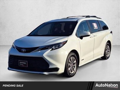 Certified 2021 Toyota Sienna LE